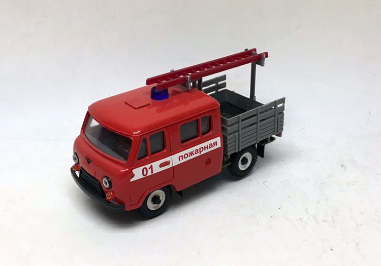 УАЗ-39094 &quot;Фермер&quot; пожарный (бортовой) с лестницей TTP026-1