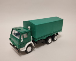Камский грузовик-5320 с тентом "Кипарис"