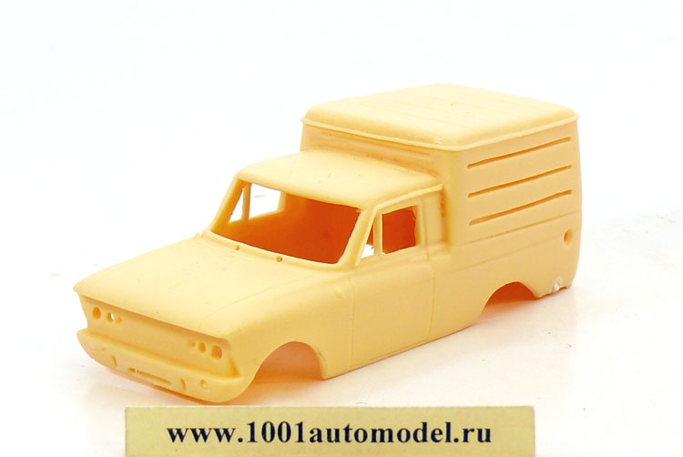 kit019_b.jpg кузов ИЖ-2715 каблук Производитель: неизвестен
Масштаб: 1:43
Артикул: 019
Материал: смола