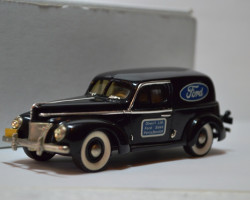 1940 Ford Sedan (комиссия)