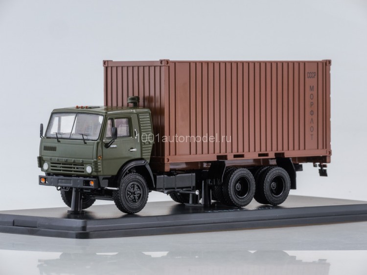 Камский грузовик-53212 с 20-футовым контейнером SSM1281