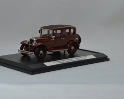 Mercedes 260 Stuttgart Limousine 1929 (комиссия)