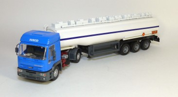 Iveco Eurotech con cisterna