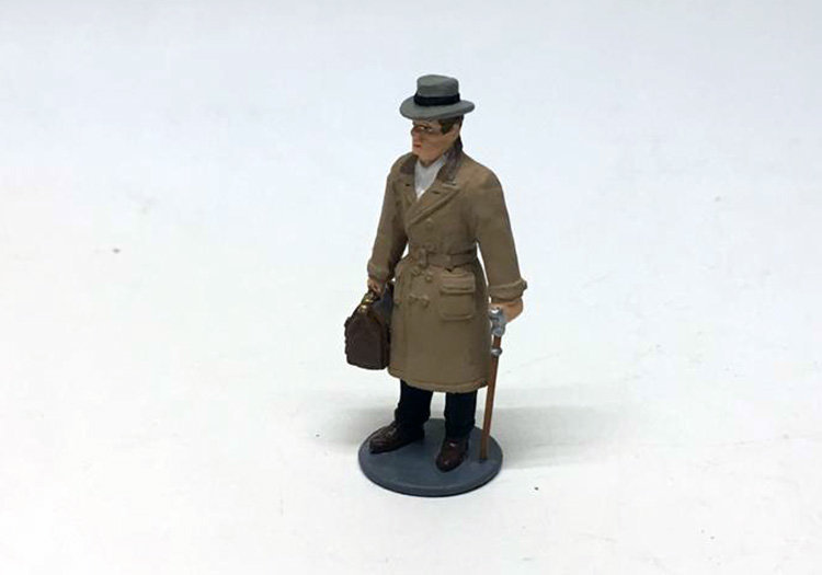 фигурка Джентельмен с портфелем (пальто, трость) AU035-11