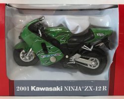 KAWASAKI Ninja ZX-12 R (2001) из серии «Легендарные мотоциклы» №2
