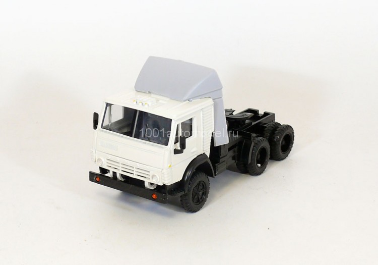 КамАЗ-5410 (с обтекателем) тягач (белый) E5410truck-2