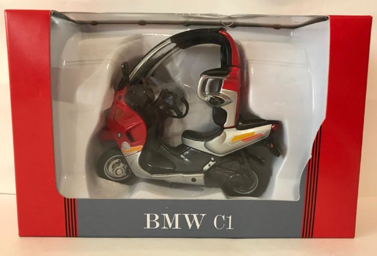 BMW C1 из серии «Легендарные мотоциклы» №8 moto-BMW08(k169)